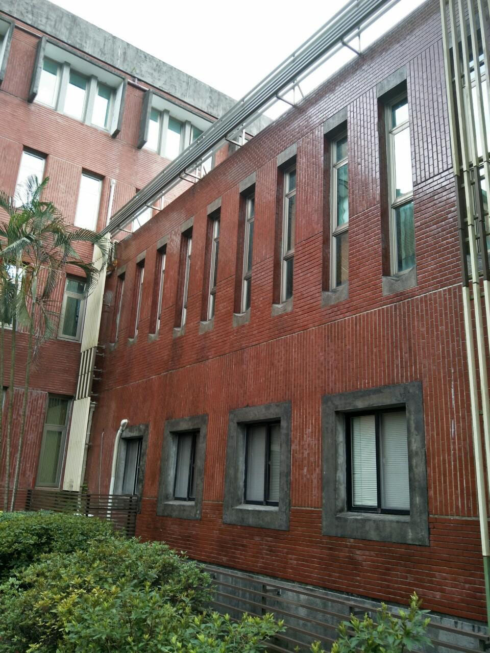 中研院資訊所外牆防水施工